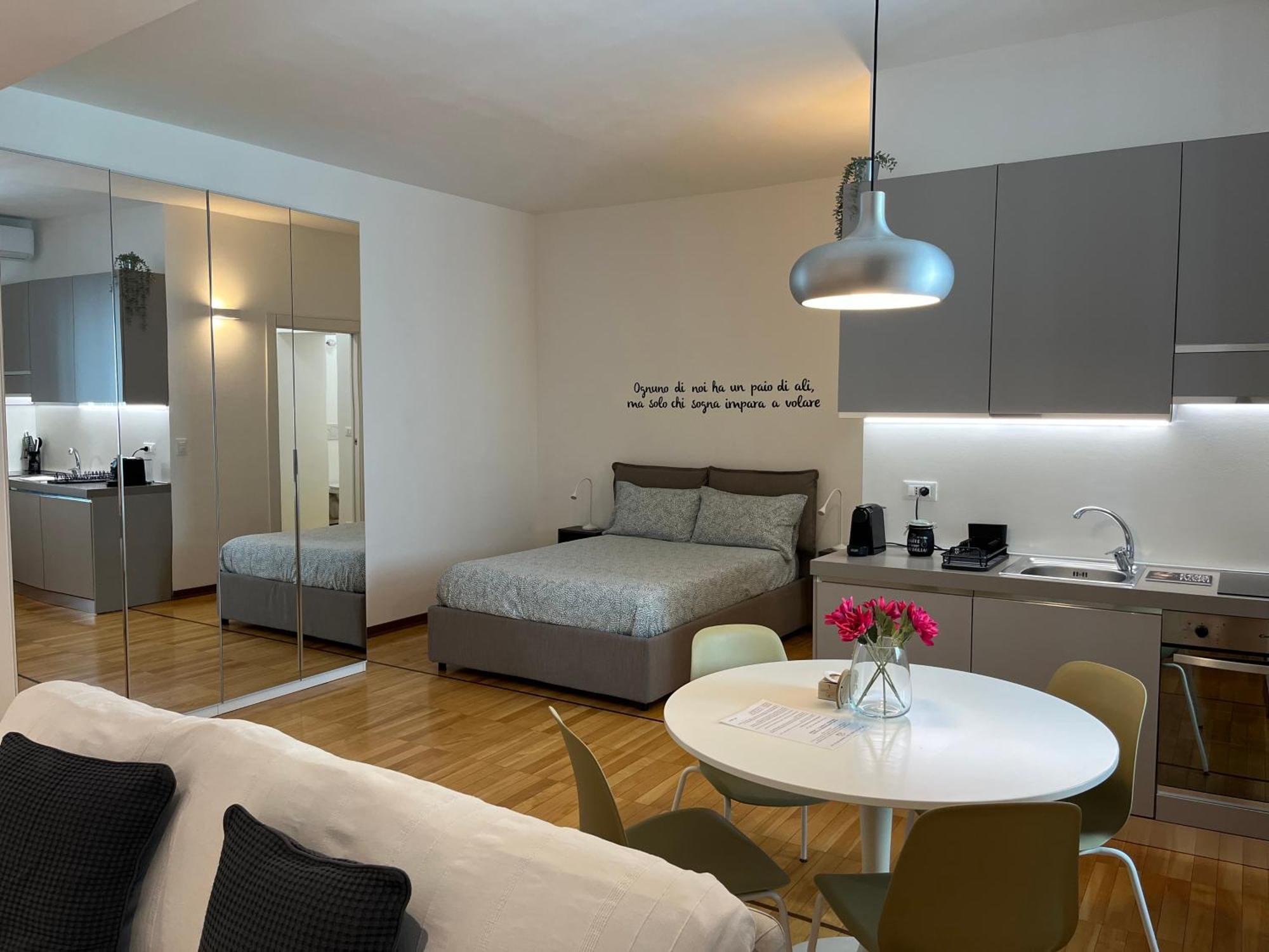 Game,Set And Love -Loft Nel Cuore Di Αόστα Εξωτερικό φωτογραφία